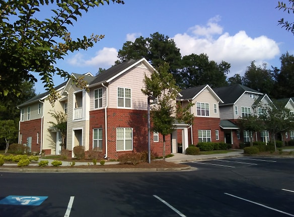 Vineyard Pointe Apartments - Wilmington, NC