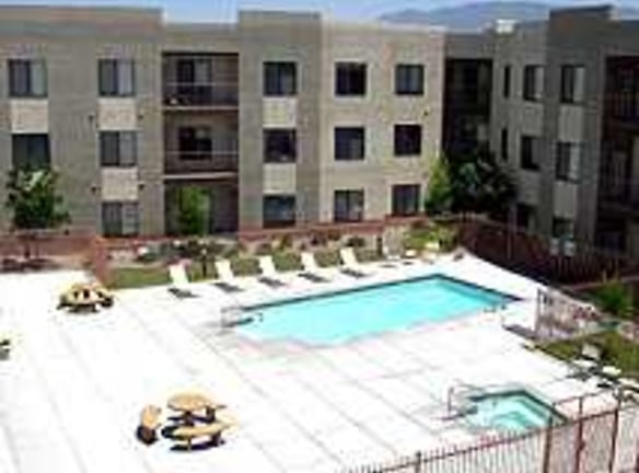 Valencia Court Apartments - Albuquerque, NM