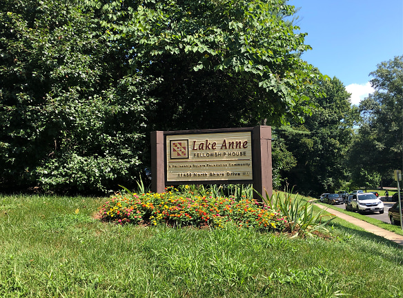 Lake Anne Apartments - Reston, VA