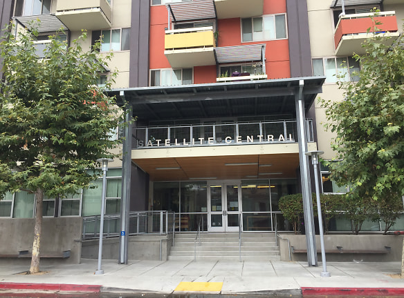 Satellite Central Apartments - Oakland, CA