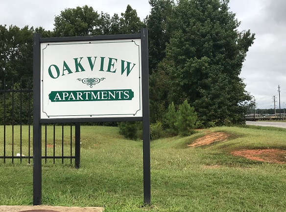 Oakview Apartments - Athens, AL