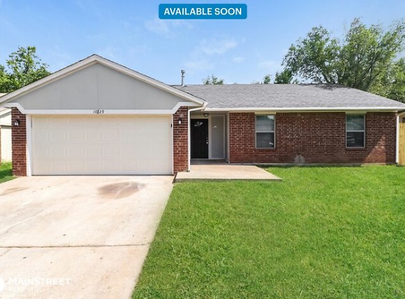 10129 Isaac Dr - Midwest City, OK