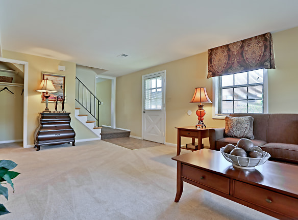 Chapel Valley Townhomes - Nottingham, MD