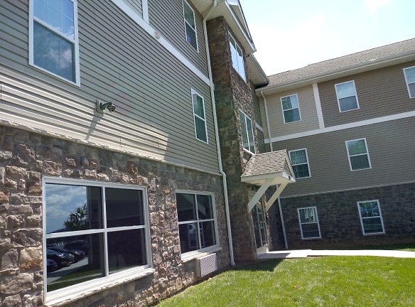 Campus Heights Apartments - Middletown, PA