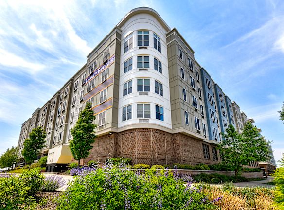 The Monarch Apartments 100 120 Schindler Ct East Rutherford NJ