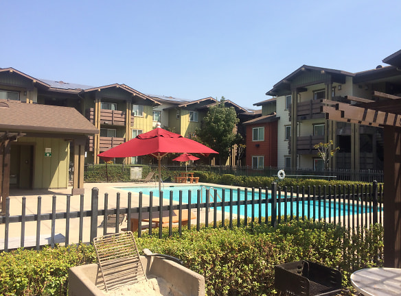 Cottonwood Creek Apartments - Suisun City, CA