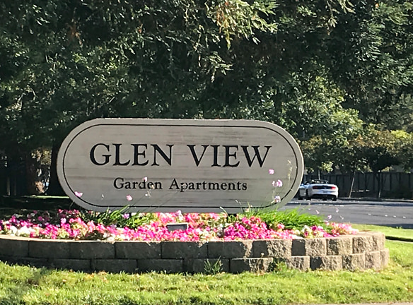 Glen View Apartments - Napa, CA