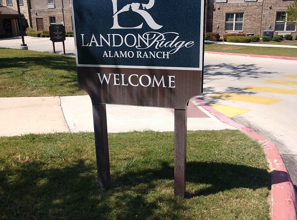Landon Ridge Apartments - San Antonio, TX