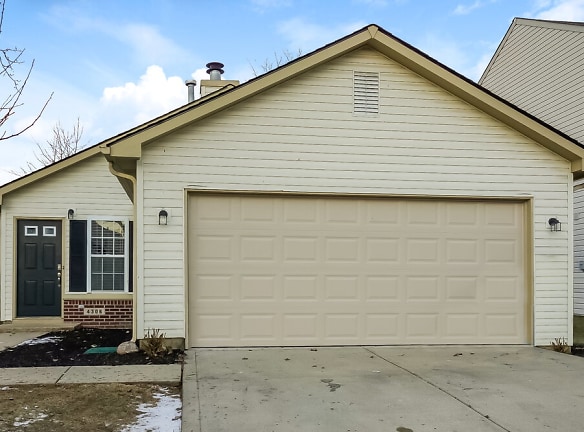 4306 Village Bend Dr - Indianapolis, IN