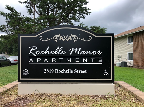 Rochelle Manor Apartments - Durham, NC