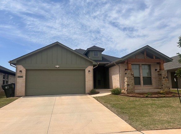 3138 Wister Rd - Norman, OK