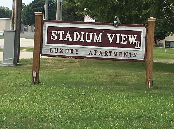 Stadium View III Apartments - Dekalb, IL