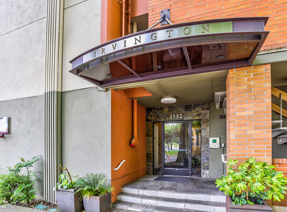 Irvington Apartments - Portland, OR