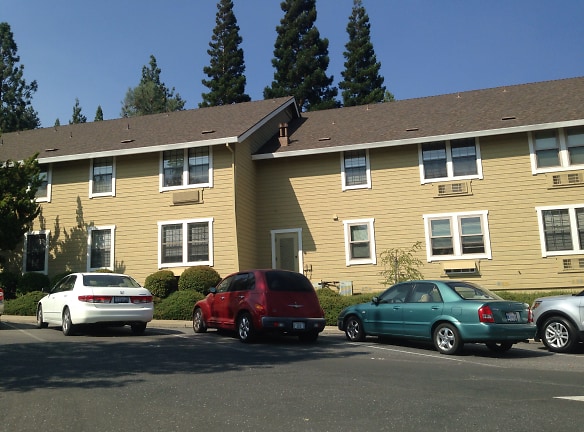 Hilltop Commons Senior Living Apartments - Grass Valley, CA
