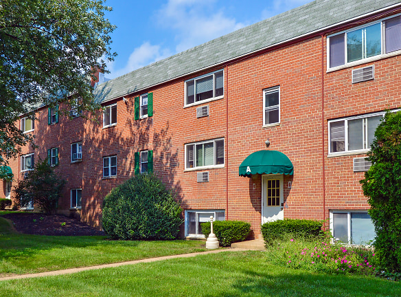 Brandywine Manor Apartments - Upper Chichester, PA