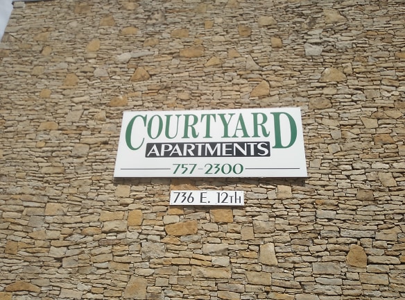 Courtyard Apartments - Emporia, KS