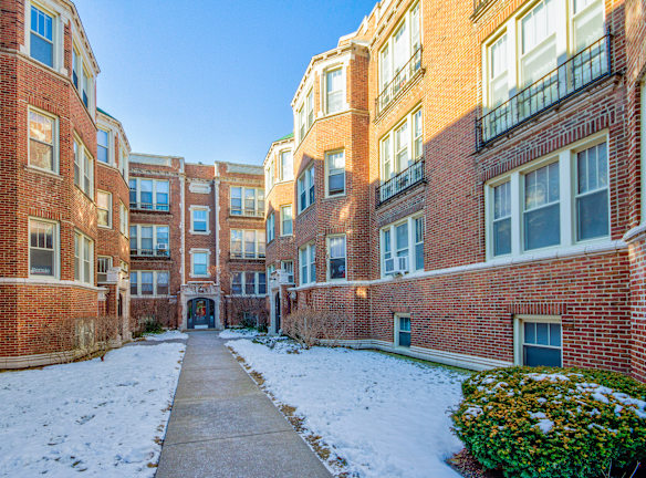 5034-5046 S. Woodlawn Avenue Apartments - Chicago, IL