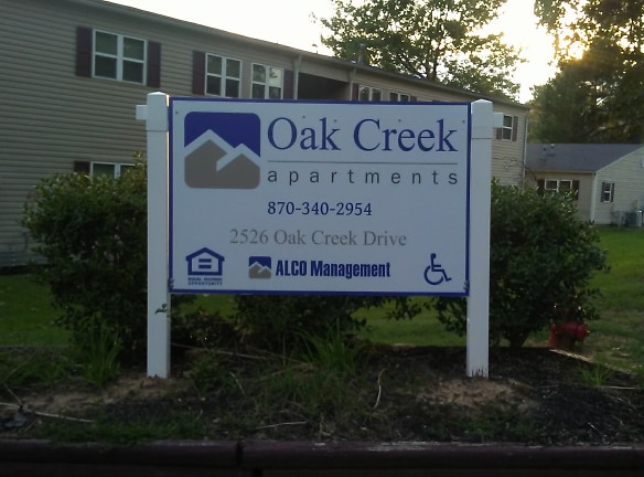 Oak Creek Apartments - Pocahontas, AR