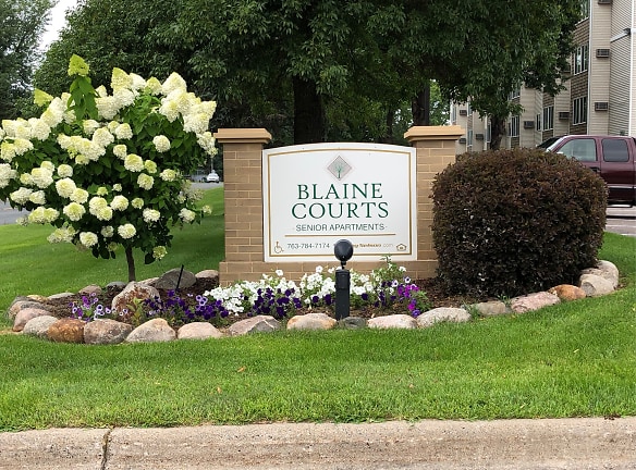 Blaine Courts Apartments - Blaine, MN