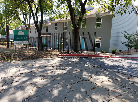 Orleans Court Condos Apartments - Austin, TX
