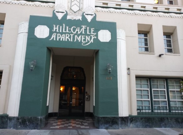Hill Castle Apartments - Oakland, CA