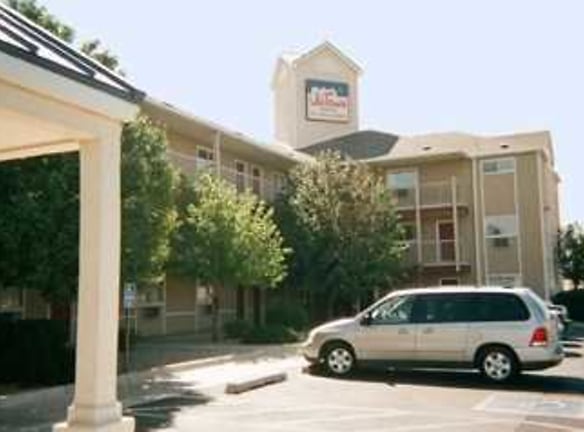 In Town Suites Albuquerque ZAM Apartments - Albuquerque, NM