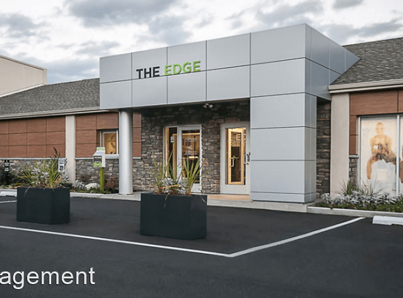 Edge At Greentree Apartments - Claymont, DE