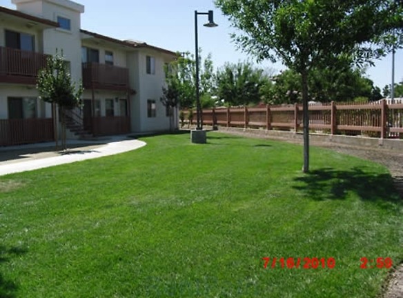 Geneva Village Apartments - Fresno, CA