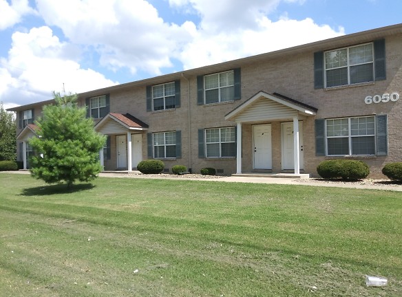 6050 OLD COLLINSVILLE RD Apartments - Fairview Heights, IL