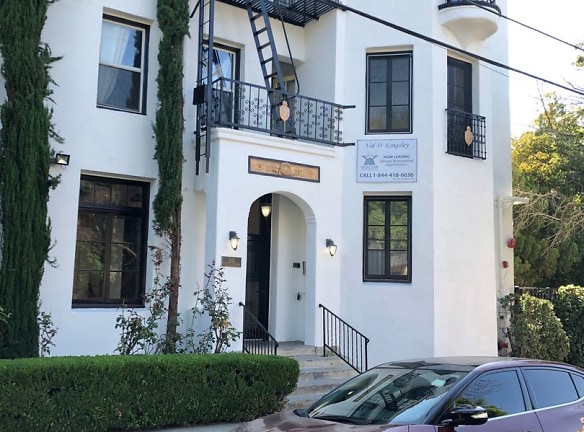 Val D' Kingsley LLC Apartments - Los Angeles, CA