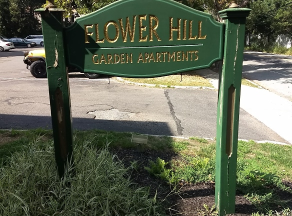 Flowerhill Garden Apartments - Roslyn, NY