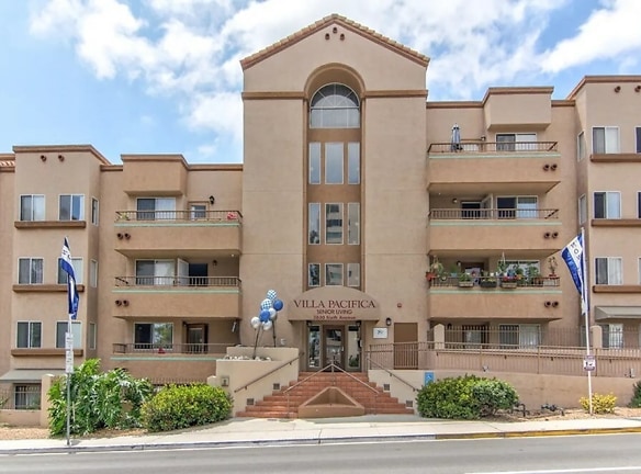 Villa Pacifica Senior Apartments - San Diego, CA