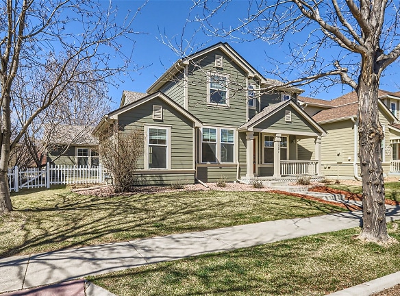 5221 Country Squire Way - Fort Collins, CO