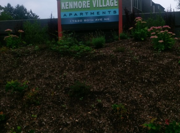 Kenmore Village Apartments - Kenmore, WA