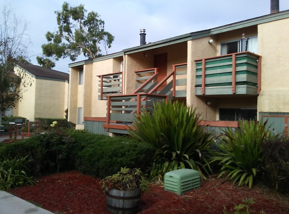 Leeward Village Oxnard Apartments - Oxnard, CA