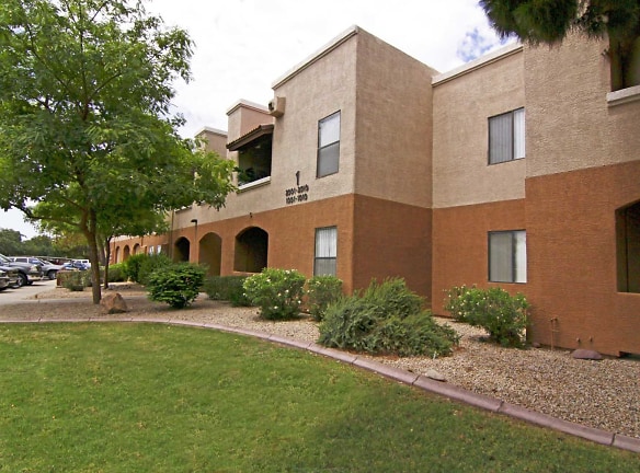 Ranchwood Apartments - Glendale, AZ