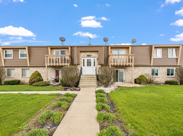 2291 Bicentennial Ave 7 Apartments - Crest Hill, IL