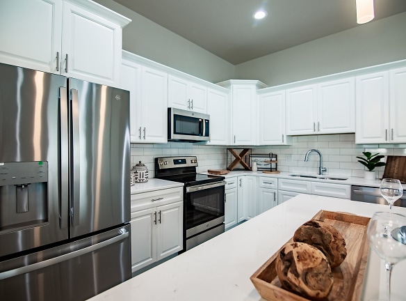The Earl Luxury Twin Homes - New Construction In South Bismarck! - Bismarck, ND