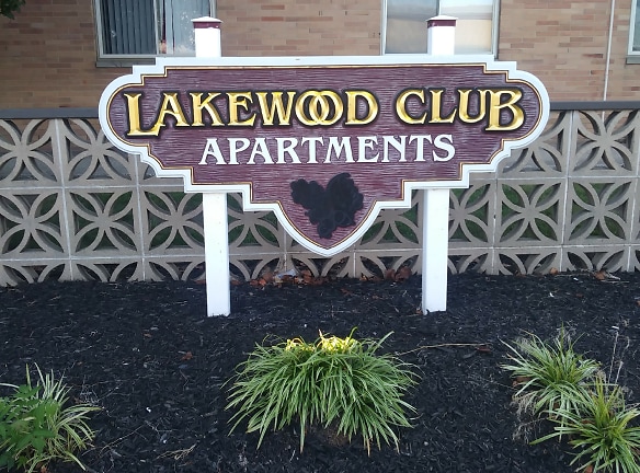 Lakewood Club Apartments - Lakewood, OH