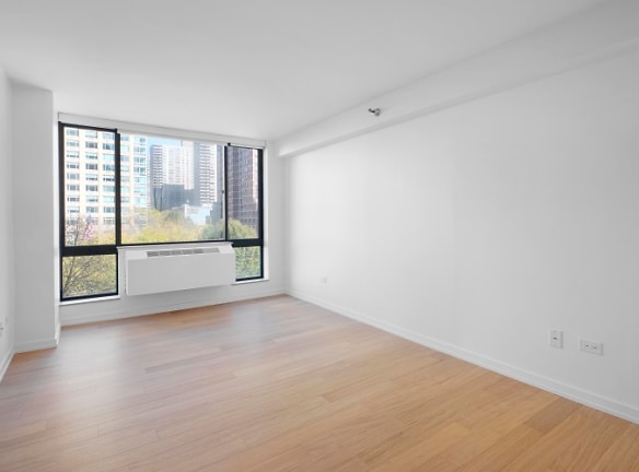100 West End Ave unit P8J - New York, NY