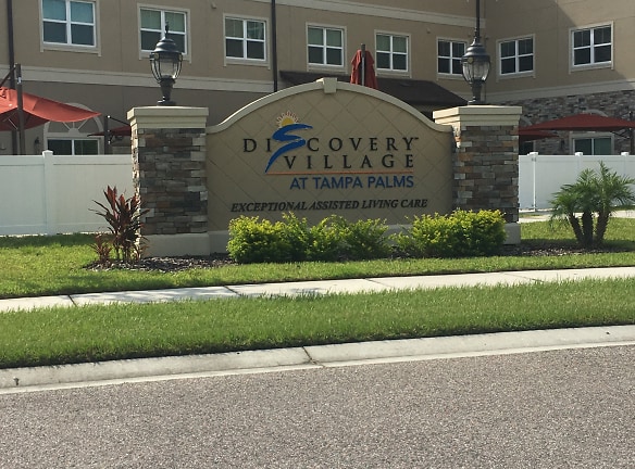 DISCOVERY VILLAGE AT TAMPA Apartments - Tampa, FL