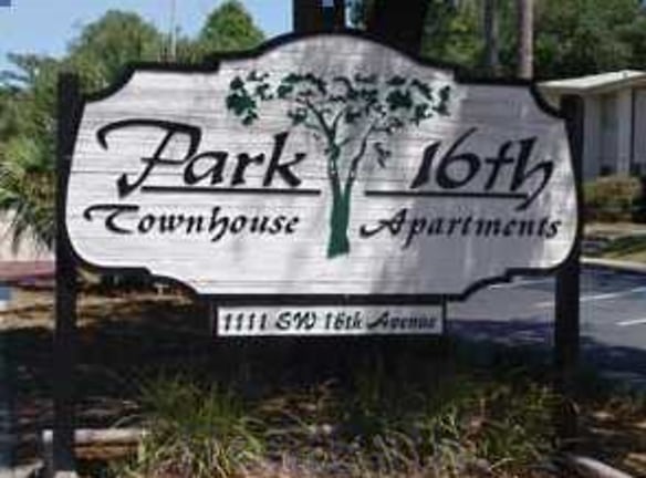 Park 16th Townhouse - Gainesville, FL