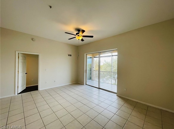 9065 Colby Dr #2524 - Fort Myers, FL