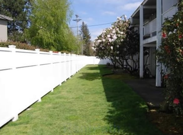 Trellis Pointe Apartments - Tacoma, WA