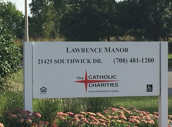 Lawrence Manor Apartments - Matteson, IL