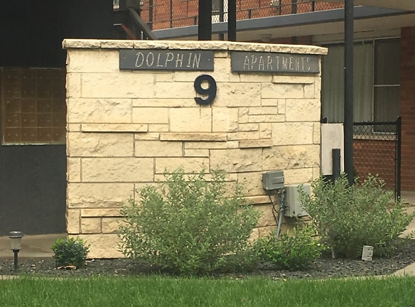 The Dolphin Apartments - Kennewick, WA