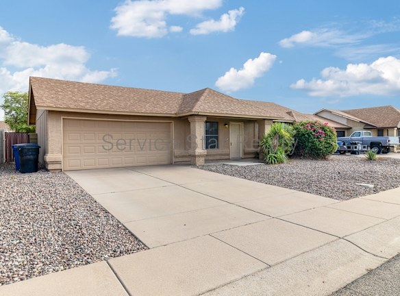 6418 W Laredo St - Chandler, AZ