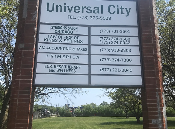 Universal City Apartments - Chicago, IL