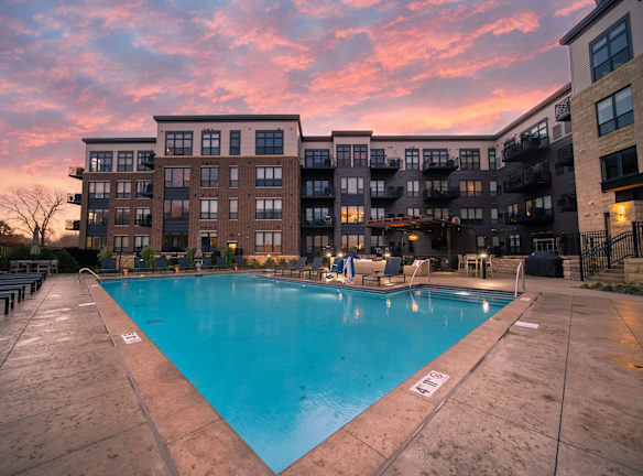 The Reserve At Mendota Village 720 S Plaza Dr Mendota Heights MN