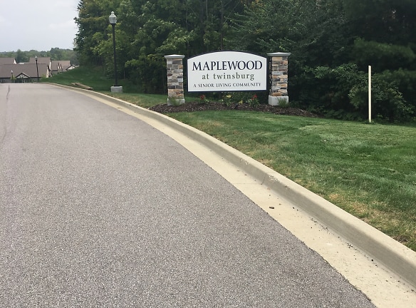 MAPLEWOOD AT TWINSBURG Apartments - Twinsburg, OH